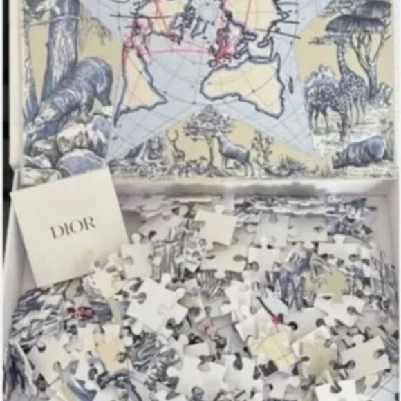 2024 DIOR Around the World 500 piece 🧩 puzzle - Picture 4 of 5